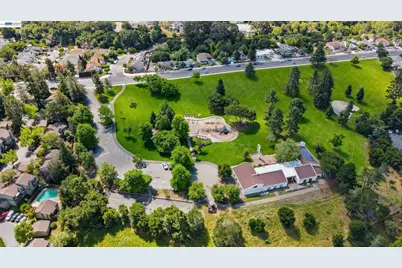 23004 Avis Ln, Hayward, CA 94541 - Photo 37