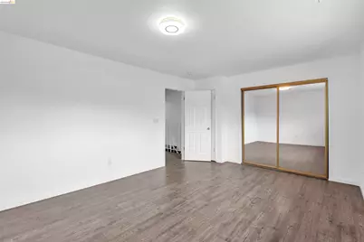 20278 Forest Ave #4, Castro Valley, CA 94546 - Photo 15