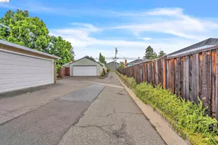 20278 Forest Ave, Castro Valley, CA 94546 - Photo 29