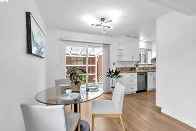 20278 Forest Ave #4, Castro Valley, CA 94546 - Photo 11