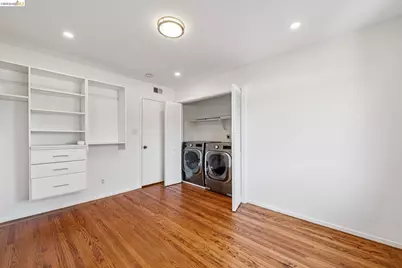 1410 Lakeshore Ave #6, Oakland, CA 94606 - Photo 25