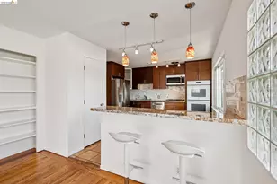 1410 Lakeshore Ave, Oakland, CA 94606 - Photo 17