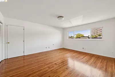 1410 Lakeshore Ave #6, Oakland, CA 94606 - Photo 31