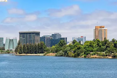 1410 Lakeshore Ave #6, Oakland, CA 94606 - Photo 41