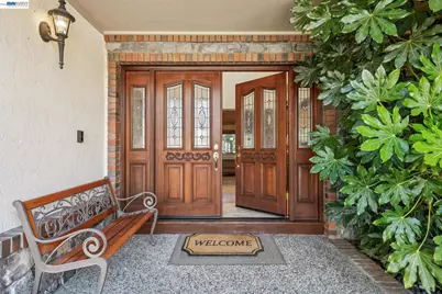 18019 Center St, Castro Valley, CA 94546 - Photo 17