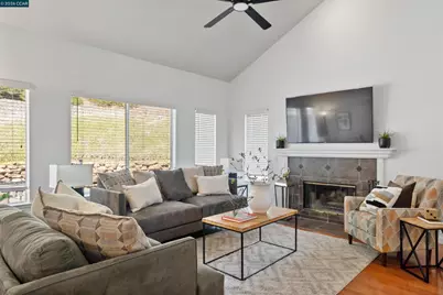 511 Suisun Ct, Clayton, CA 94517 - Photo 5