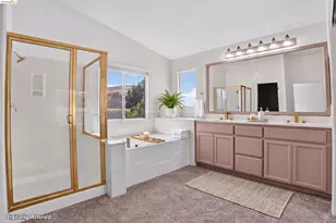 34469 Valley Oaks Loop, Union City, CA 94587 - Photo 21