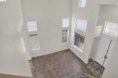 34469 Valley Oaks Loop, Union City, CA 94587 - Photo 25