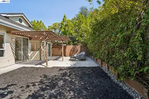 2932 Barrington Terrance, Fremont, CA 94536 - Photo 41