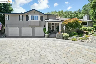 2090 Pebble Dr, Alamo, CA 94507 - Photo 3