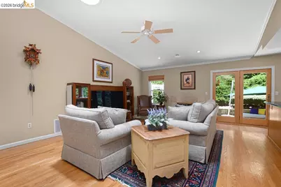 2090 Pebble Dr, Alamo, CA 94507 - Photo 17