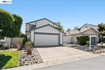 2203 Glenmount Dr, Pittsburg, CA 94565 - Photo 45