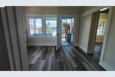 [Address not provided], Oakland, CA 94605 - Photo 3