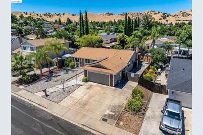 2113 Cordoba Way, Antioch, CA 94509 - Photo 65