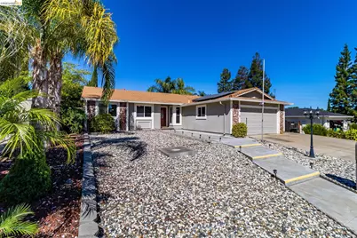 2113 Cordoba Way, Antioch, CA 94509 - Photo 11