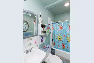 1538 16th Ave, Oakland, CA 94606 - Photo 11