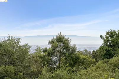 201 Crestmont, Oakland, CA 94619 - Photo 35