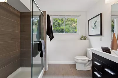 201 Crestmont, Oakland, CA 94619 - Photo 31