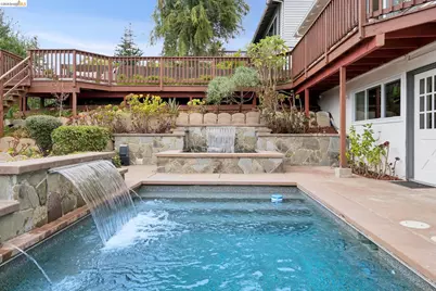 201 Crestmont, Oakland, CA 94619 - Photo 43