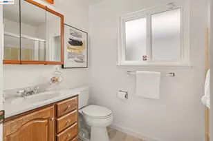 998 Wagoner Dr, Livermore, CA 94550 - Photo 17