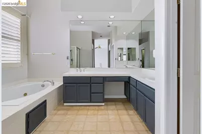 2404 Greentree Ct, Antioch, CA 94509 - Photo 29