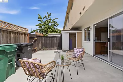 27803 Hummingbird Ct, Hayward, CA 94545 - Photo 35
