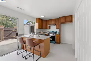 27803 Hummingbird Ct, Hayward, CA 94545 - Photo 9