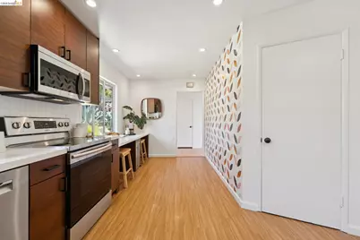 30 Blair Pl, Piedmont, CA 94611 - Photo 13