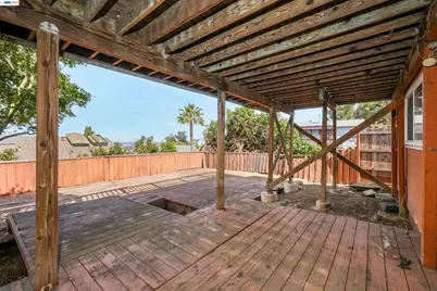 16805 President Dr, Castro Valley, CA 94578 - Photo 51