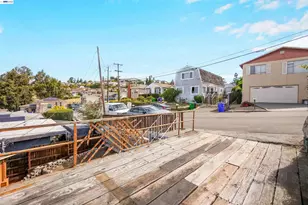 16805 President Dr, Castro Valley, CA 94578 - Photo 9