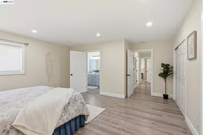 1204 Vistagrand Dr, San Leandro, CA 94577 - Photo 5