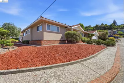 1204 Vistagrand Dr, San Leandro, CA 94577 - Photo 7