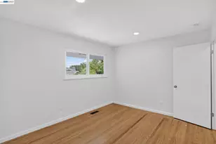 350 Elysian Fields Dr, Oakland, CA 94605 - Photo 37