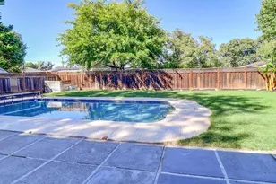 1792 Sharon Dr, Concord, CA 94519 - Photo 3