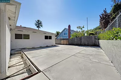 972 Tara Hills Dr, Pinole, CA 94564 - Photo 27