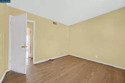972 Tara Hills Dr, Pinole, CA 94564 - Photo 17