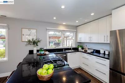 641 Centre Ct, Alameda, CA 94502 - Photo 23