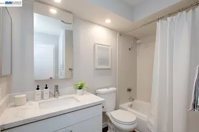 641 Centre Ct, Alameda, CA 94502 - Photo 35