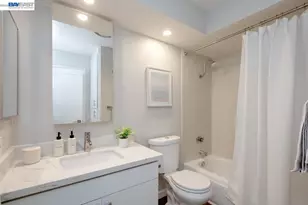 641 Centre Ct, Alameda, CA 94502 - Photo 35