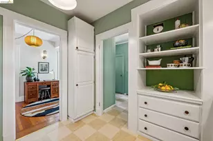 2325 Howe St, Berkeley, CA 94705 - Photo 17