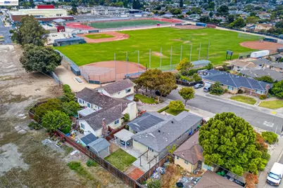 2062 Evergreen Ave, San Leandro, CA 94577 - Photo 41