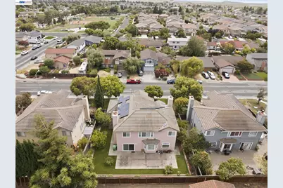 32219 Allison Dr, Union City, CA 94587 - Photo 45
