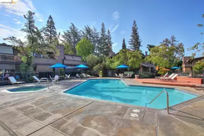 2400 Larkspur Ln #APT 264, Sacramento, CA 95825 - Photo 31