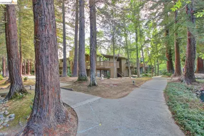 2400 Larkspur Ln #APT 264, Sacramento, CA 95825 - Photo 21