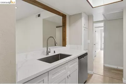 2400 Larkspur Ln #APT 264, Sacramento, CA 95825 - Photo 11