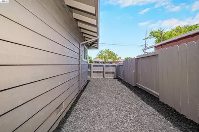 2610 Hawthorne Ave, Hayward, CA 94545 - Photo 45