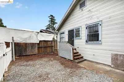 2333 81st Ave, Oakland, CA 94605 - Photo 51