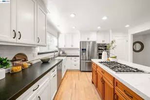 34351 Newton Ct, Fremont, CA 94555 - Photo 17