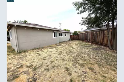 2068 Revere Dr, Concord, CA 94520 - Photo 19