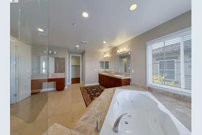131 Arundel Dr, Hayward, CA 94542 - Photo 21